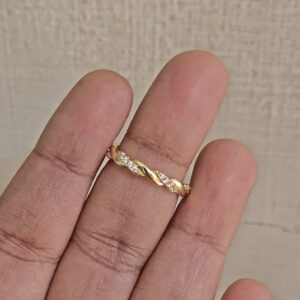 Twisted Band Ring