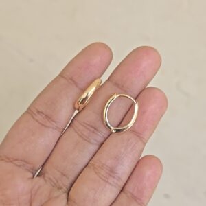Plain Oval shape Bali earrings